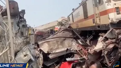 Kecelakaan maut antar kereta di India