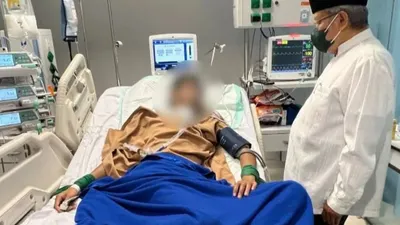 Mantan Ketua Umum Pengurus Besar Nahdlatul Ulama (PBNU), Said Aqil Jenguk David.