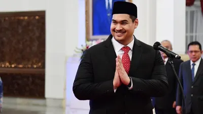 Menpora Dito Ariotedjo menjelaskan bahwa ia telah berbicara dengan Erick Thohir, berusaha meyakinkan FIFA agar tidak memberikan sanksi.