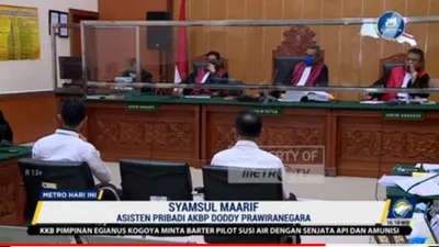 Potret Syamsul Maarif di Persidangan Sidang Teddy Minahasa 