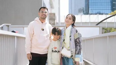 Raffi Ahmad dan Nagita Slavina Bersama Rafathar