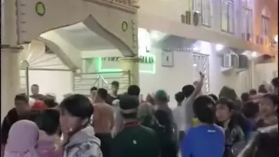Kubah Masjid Roboh Jelang Tarawih di Makassar