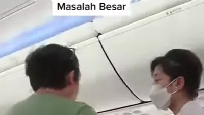  Video Ibu-Ibu Ngamuk AC Batik Air Mati