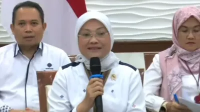 Menaker Ida Fauziyah