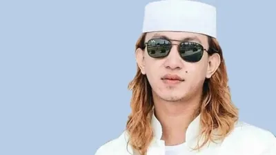 Habib Bahar bin Smith dilaporkan terkena tembakan dari orang tak dikenal tidak jauh dari Ponpes Tajul Alawiyyin.