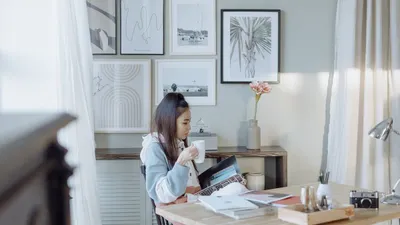 Begini kebiasaan orang sukses yang dilihat dari rutinitasnya sebelum pukul 7 pagi untuk menciptakan hari produktif. Apa saja itu?