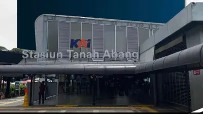 Info Eskalator Peron 5 dan 6 Stasiun Tanah Abang