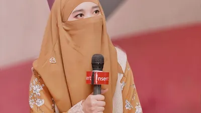 Inara Rusli, istri vokalis band Last Chil d Virgoun.