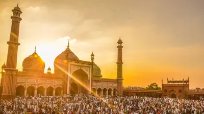 Ilustrasi Masjid untuk salat Idul Fitri 