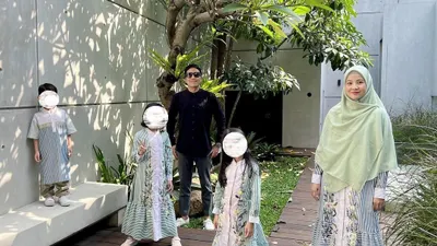Keluarga Desta Mahendra dan Natasha Rizky 