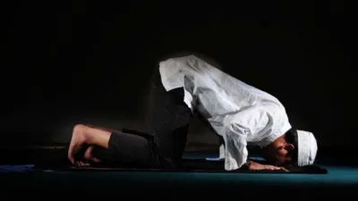 Ilustrasi Tuntunan dan Tatacara Salat Sunnah Malam Lailatul Qadar