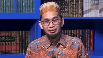 Ustaz Adi Hidayat 