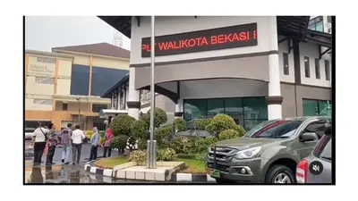 9 dari 2.217 Heboh Running Teks Asrama Haji di Hack