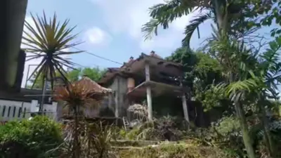 Rumah Dokter Wayan Karawang Viral 