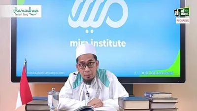 Ustaz Adi Hidayat
