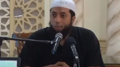 Ustaz Khalid Basalamah menyebutkan bahwa umat Muslim harus mempersiapkan niat dalam menyambut datangya bulan Ramadan.