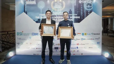 Sukses Terapkan Digitalisasi, bank bjb syariah Borong 11 Penghargaan di 12th Digital Brand Awards 2023