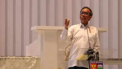 Mahfud MD Resmikan GKI Yasmin
