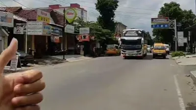 Fenomena bus telolet kini kembali lagi dan viral di TikTok