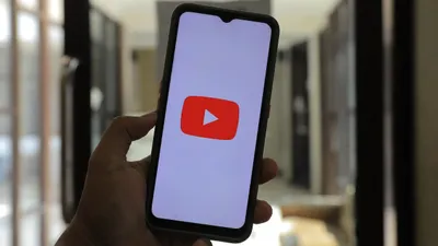 Ilustrasi syarat yang harus kamu perhatikan jika ingin dibayar oleh YouTube untuk video pendekmu.