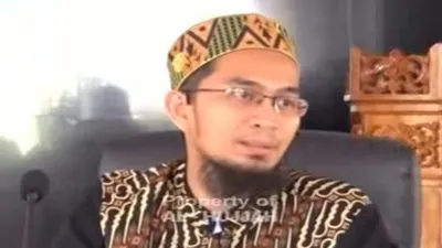 Bolehkah Mendoakan yang Tidak Baik Kepada Orang Jahat? Begini Penjelasan Ustaz Adi Hidayat