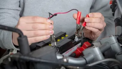 Illustrasi. Aki Motor