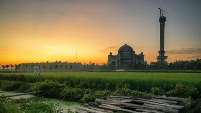 Kasus dugaan penistaan agama yang dilakukan oleh pimpinan Pondok Pesantren Al Zaytun, Panji Gumilang, masih ditangani oleh pihak kepolisian.