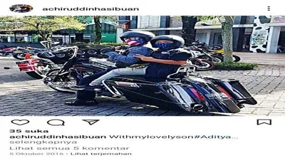 Salah satu unggahan AKBP Achiruddin Hasibuan bersama anaknya menaiki moge di akun media sosialnya