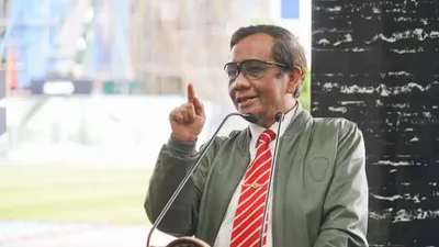 Tantang Anggota Komisi III DPR di Twitter, Mahfud MD Klarifikasi: Saya Ditantang, Saya Jawab!