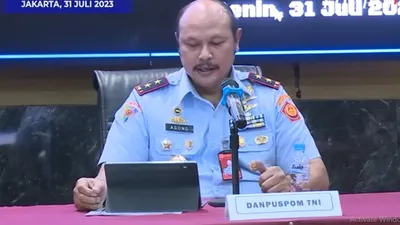 Kepala Basarnas Marsdya Henri Alfiandi telah ditetapkan sebagai tersangka dugaan korupsi pengadaan barang dan jasa, oleh Pusat Polisi Militer TNI.