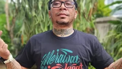 Jonathan Latumahina