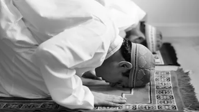 Ilustrasi Salat Gerhana