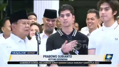 Kedua anak Musisi Ahmad Dani yakni Al  Ghazali dan El Rumi Bergabung Masuk Gerindra