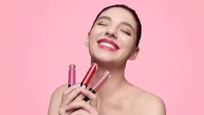 4 Kepribadian Wanita Berdasarkan Warna Lipstik Favorit, Penyuka Pink Enerjik dan Ceria (Freepik)