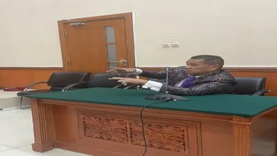 Hotman Paris selaku Kuasa Hukum Teddy Minahasa
