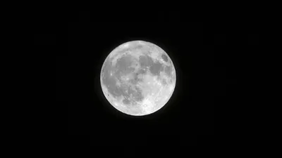 Ilustrasi gerhana bulan penumbra