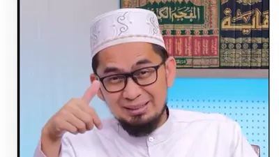 Ustaz Adi Hidayat