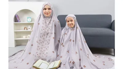 Illustrasi. Mukena untuk Lebaran 2023