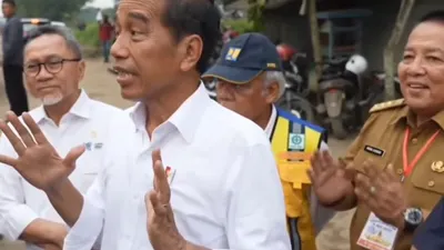 Menteri Perdagangan Zulkifli Hasan, Presiden Jokowi, Menteri PUPR dan Gubernur Lampung 