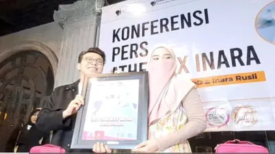 Inara Rusli, Istri Virgoun yang Sempat Digugat Cerai