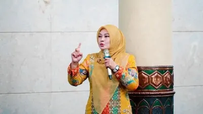 Bupati Pandeglang Irna Narulita
