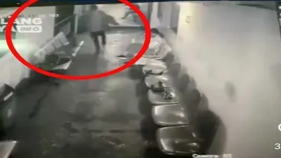 Ngeri! Viral Video Seorang Suami Tiba-tiba Gendong Istrinya dan Lempar ke Laut dari Atas Kapal 