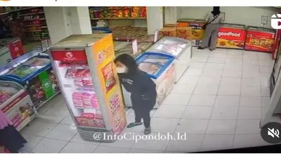 pencurian bakso di sebuah toko