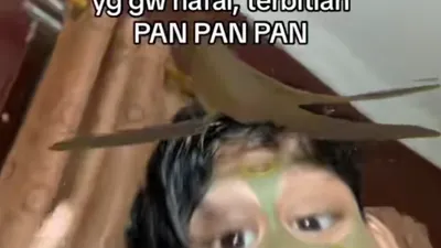 Viral baru-baru ini di TikTok mars atau lagu penyemangat Partai Amanat Nasional (PAN) yang membuat netizen terngiang-ngiang.