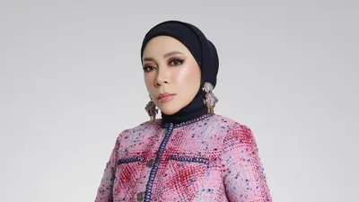 Melly Goeslaw rupanya melayangkan peringatan kepada penjual obat pelangsing yang beredar di media sosial.