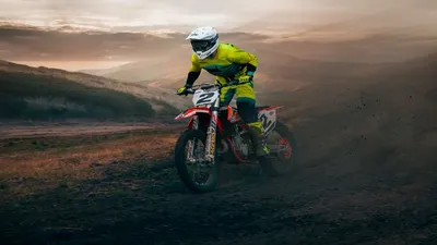 Ilustrasi motor trail
