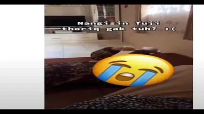 Fans Fanatik Fuji-Thariq menangis