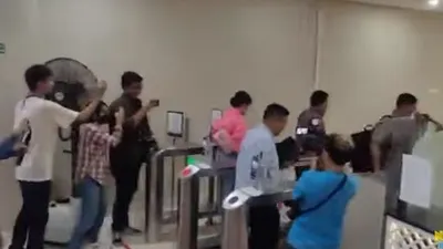 Penampakan Nindy Ayunda Memenuhi Panggilan Aparat Kepolisian