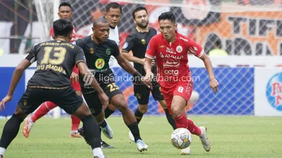 Prediksi Skor Persija Jakarta vs Persib Bandung di Laga Tunda Liga 1 Hari Ini