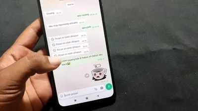Ilustrasi solusi agar dapat mengetahui isi pesan WhatsApp (WA) yang sudah dihapus tanpa aplikasi tambahan.